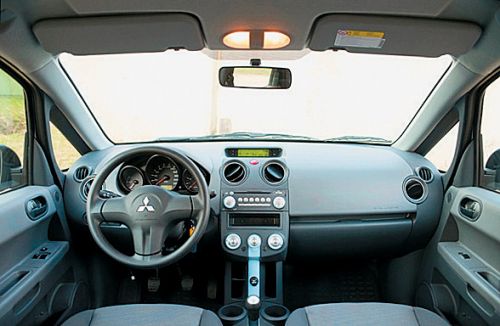Сравнительный тест Renault Clio 3 и 14 автомобилей одноклассников