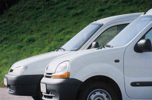 Полезный объем - сравнительный тест-драйв Renault Kangoo и Peugeot Partner