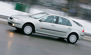 Renault Laguna II, Citroen C5 и Mazda6 - сравнительный тест