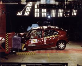 Краш-тесты Renault Megane первого поколения