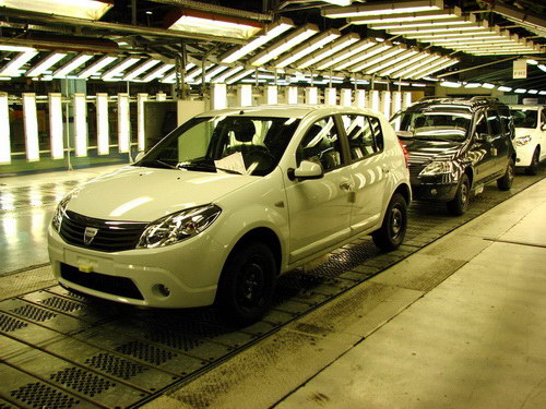Фотографии с завода Dacia