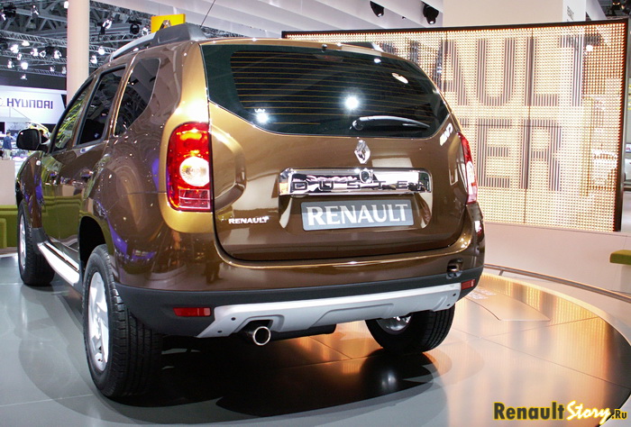 Renault Duster - сзади не менее достоин
