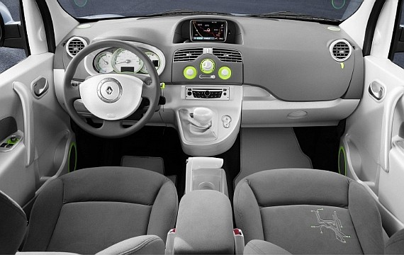 Renault Kangoo Be Bop - внутри автомобиля