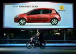 Скриншот с рекламного ролика Renault Clio