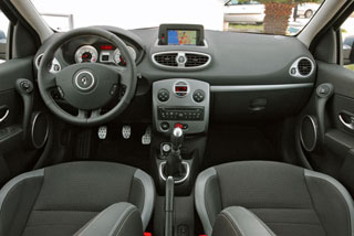 Renault Clio III Ph2 - Взрослый уровень безопасности