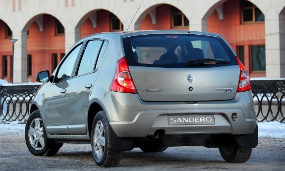 Как сделать хэтч народным автомобилем - Renault Sandero 