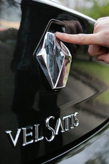 Renault Vel Satis - роскошный автомобиль Рено